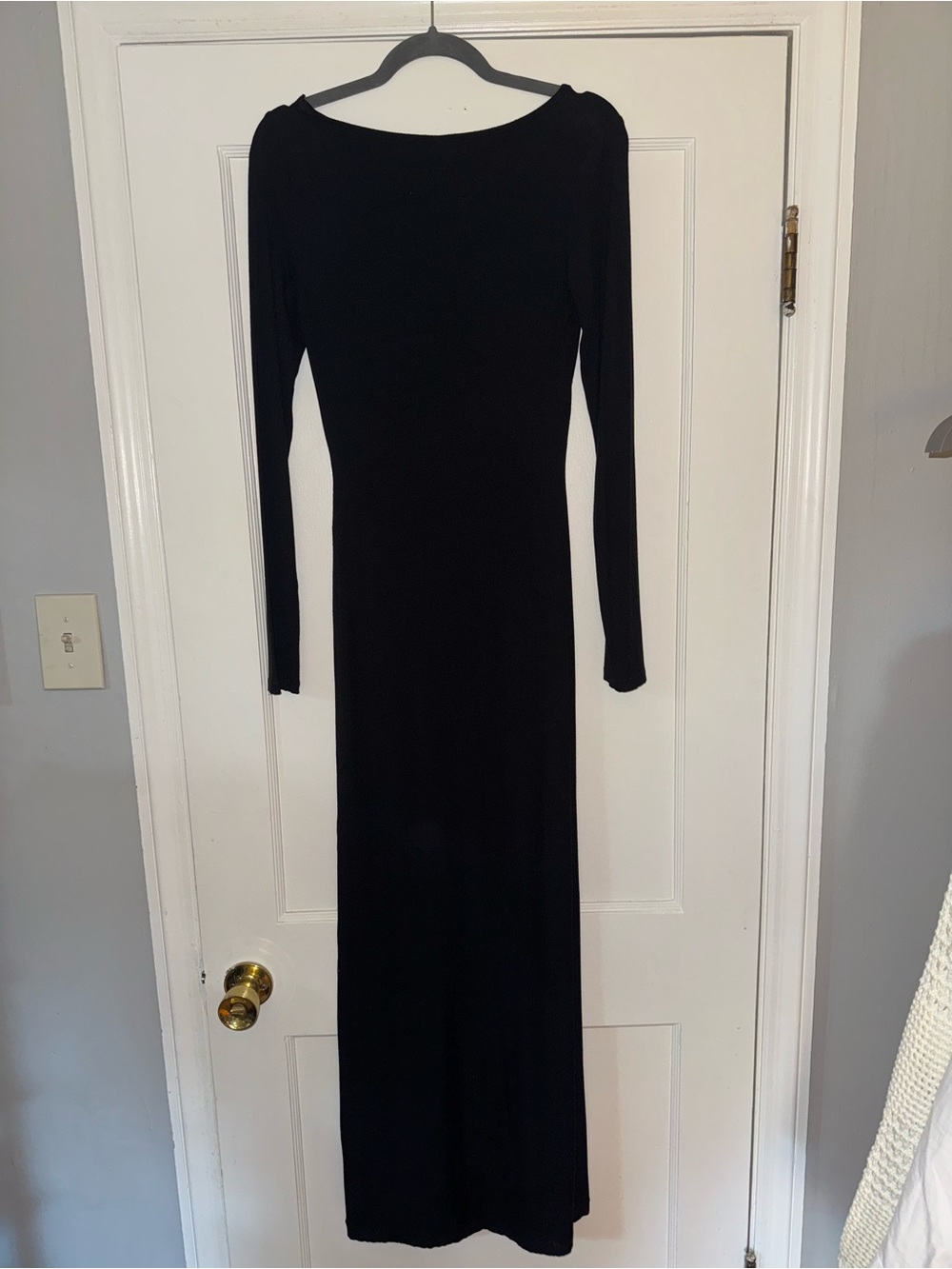 SKIMS Black Long Sleeve Scoop-Neck Maxi Dress - Picture 5 of 6